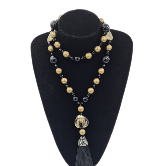 Forme Accessori - Collane Donna - Collana lunga nera con nappa - vendita  gioielli e accessori uomo donna, crezioni artigianali su misura